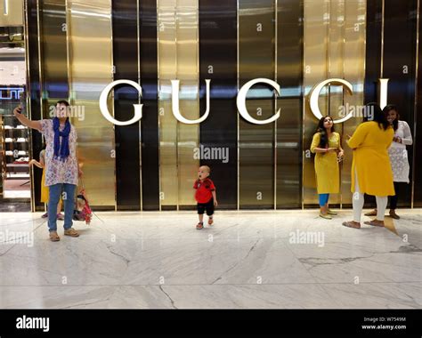 gucci quest mall